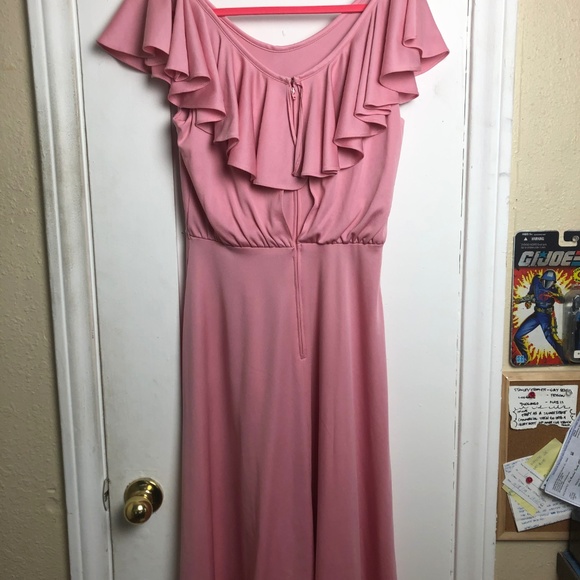 Vintage Pink Shoulder Ruffle Dress - Picture 3 of 3